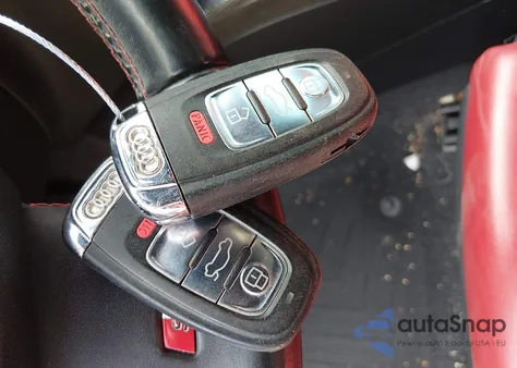 2011 Audi S4 3.0 Premium Plus z USA, uszkodzony, nr VIN WAUKGAFL2BA064613